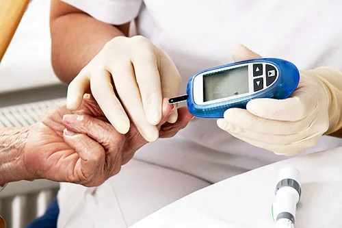 GIÃN TĨNH MẠCH Ở NGƯỜI TIỂU ĐƯỜNG